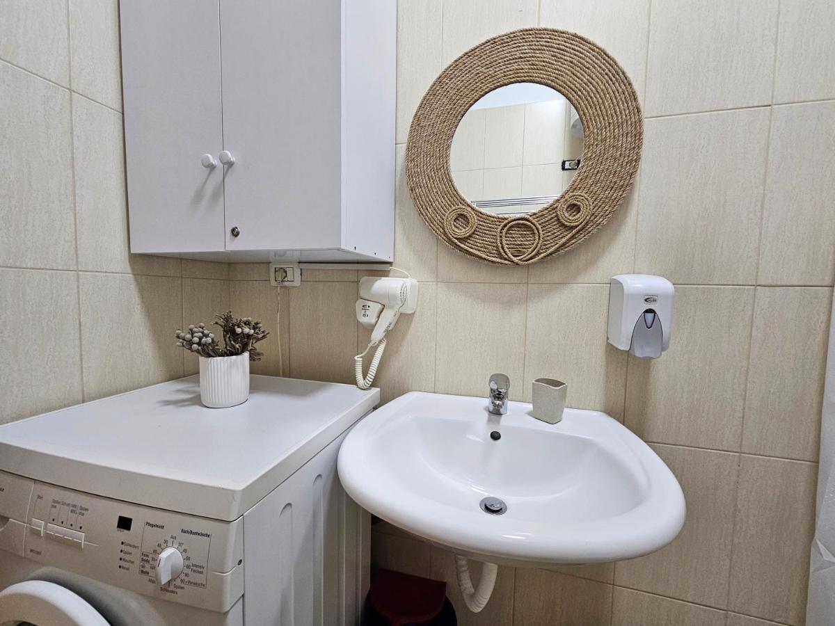 Vibe Studio Apartment 티라나 외부 사진